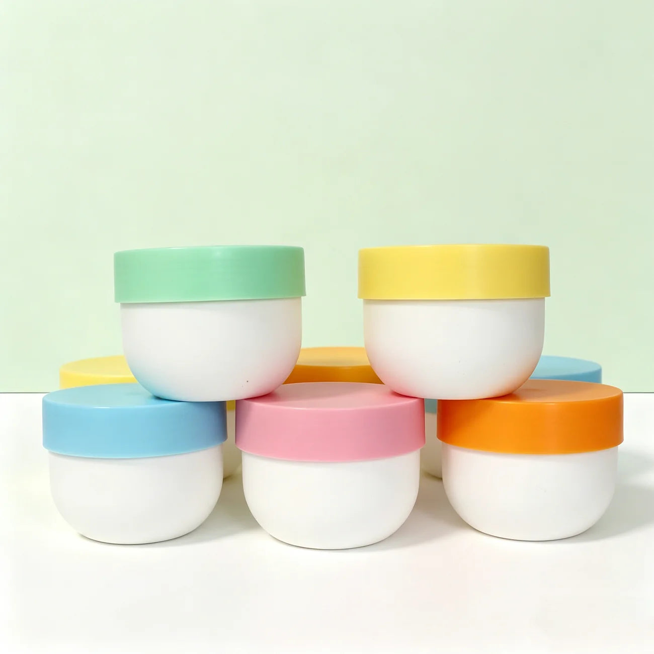 150ml 200ml 250ml 300ml Custom logo Cream Plastic Jar Candy-colored Lid Cosmetic Mask Lotion Packaging Jar - 图片 3