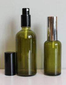 10ml 30ml 50ml 100ml Perfume Spray Bottle Green Skin Care Glass Bottle Cosmetic Packaging with Pump Spray