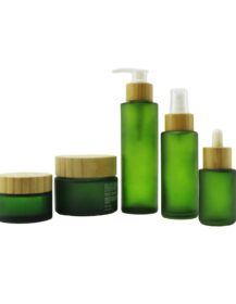30ml 50ml 100ml 200ml Cosmetic Packaging Flat Shoulder Green Frosted Glass Pump Bottle With Bamboo Lid