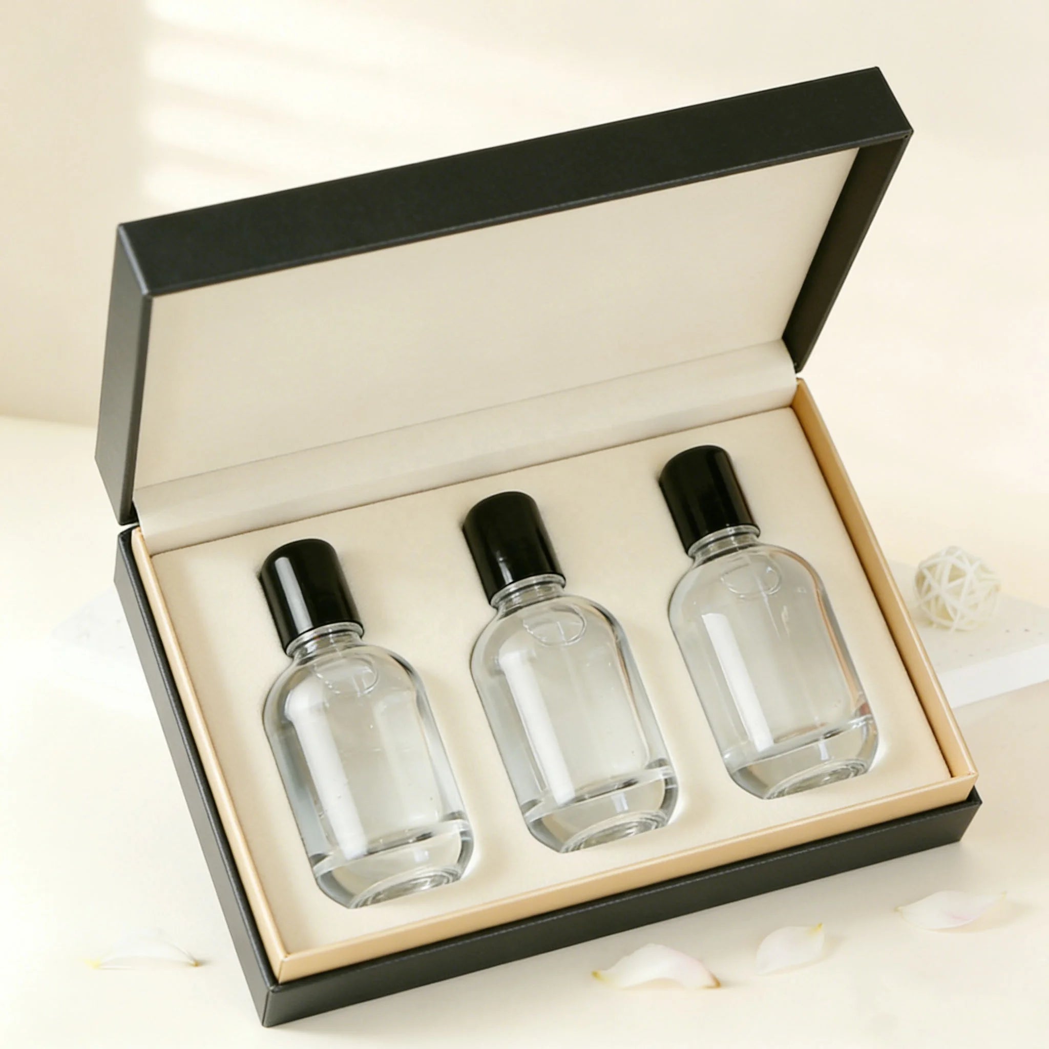 Refillable Clear Glass Roller Bottles 10ml 30ml 50ml Empty Roll on Bottles for Essential Oil Perfume Cosmetic Packaging - 图片 6