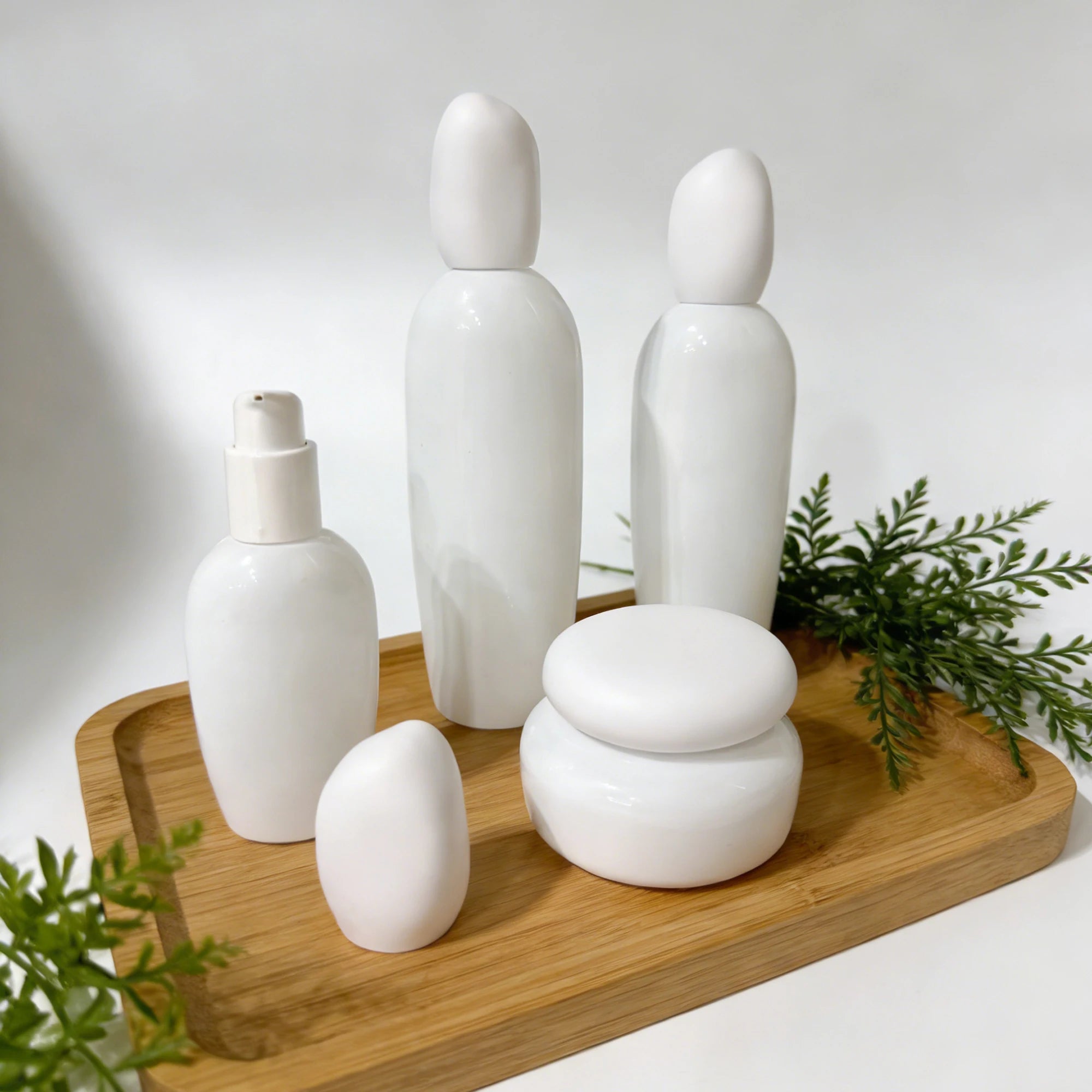 Gorgeous Bright White Glass Lotion Bottles Pump Top Wholesale Skincare Packaging Face Cream Serum Body Lotion 888J - 图片 3