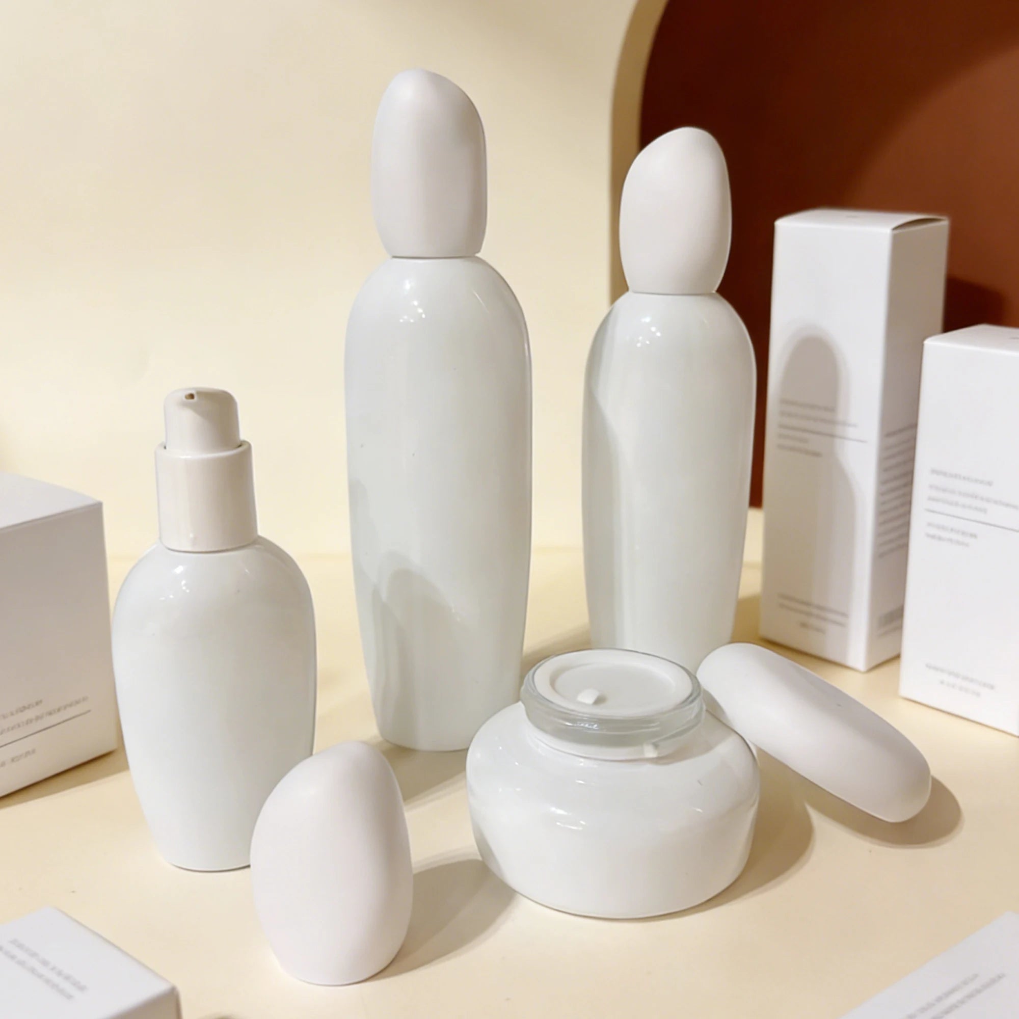 Gorgeous Bright White Glass Lotion Bottles Pump Top Wholesale Skincare Packaging Face Cream Serum Body Lotion 888J - 图片 5