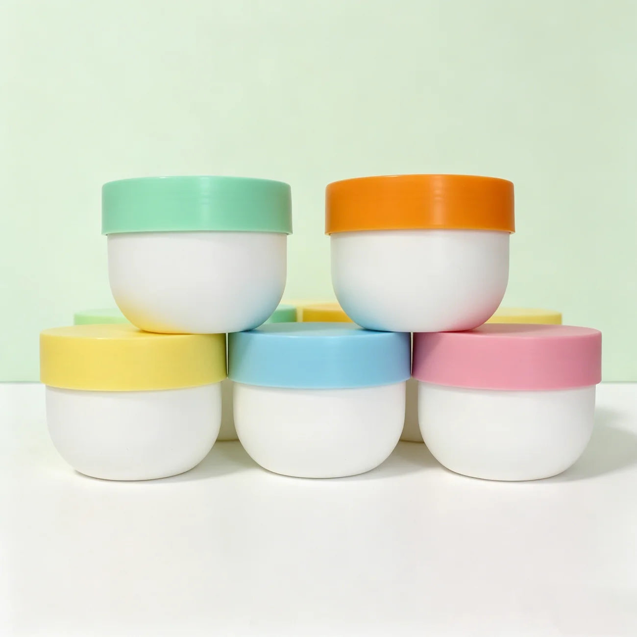 150ml 200ml 250ml 300ml Custom logo Cream Plastic Jar Candy-colored Lid Cosmetic Mask Lotion Packaging Jar