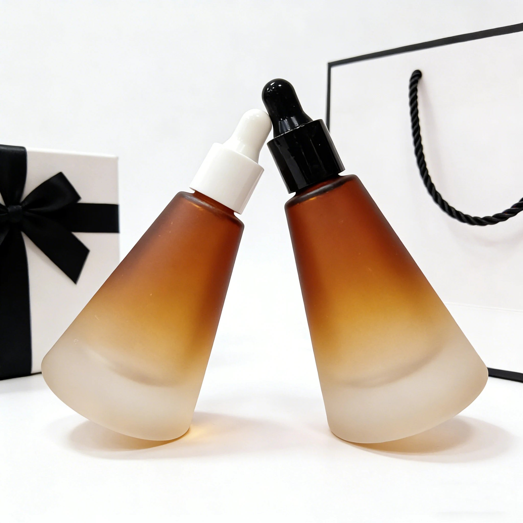 Luxury Frost Gradient Amber Essential Oil Dropper Glass Bottle Empty Cosmetic Personal Care Glass Bottle 15ml