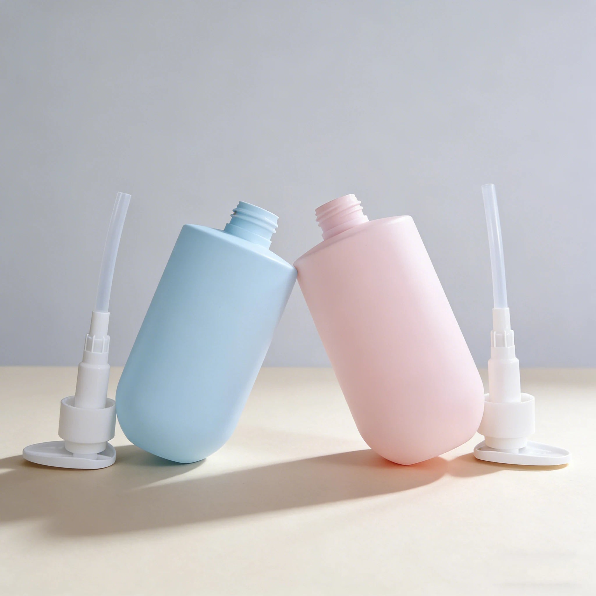OEM 500ml White HDPE Plastic Bottle Pump Horizontal Handle Base for Face Cream Cleanser Shampoo Conditioner Silk Screen - 图片 5