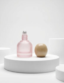 Wholesale 10ml Round Glass Roll on Bottles Multi-Color Matte Empty Vials for Aromatherapy & Perfume