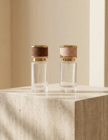 Designer Style Empty Glass Perfume Bottle 20ml with Exquisite Texture Cap Professional Cosmetic Packaging