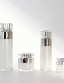Hot Sale 15ml 30ml 40ml 50ml 100ml Round Acrylic Pump Bottle Cream Jar Refillable Cosmetic Packaging