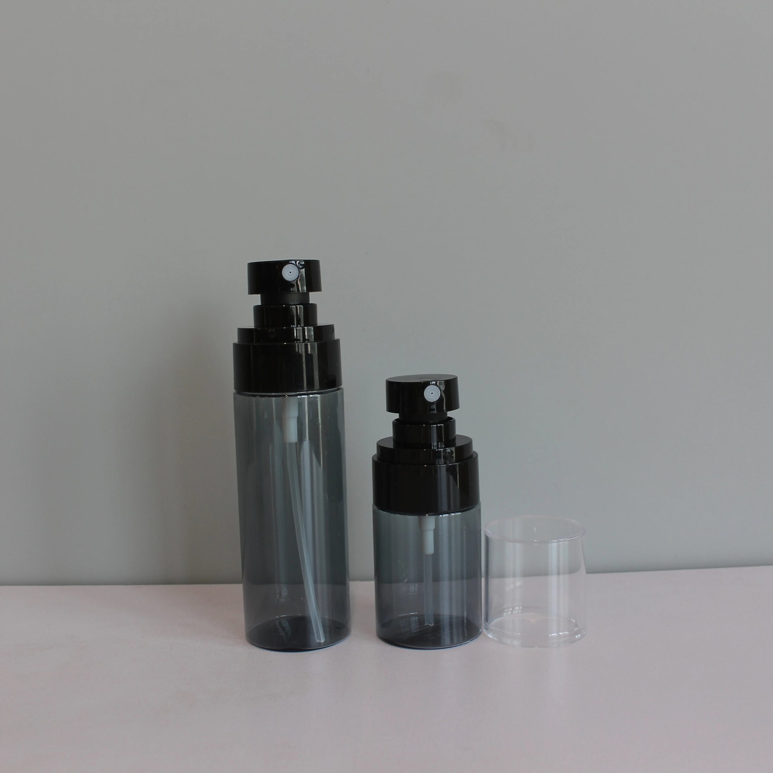 Wholesale 15ml 30ml 50ml 100ml Transparent Black Plastic Cosmetic Airless Fine Mist Spray Bottles - 图片 2