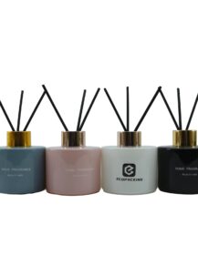 Empty Custom Color 50ml 100ml 150ml 200ml Black Amber Transparent Glass Aromatherapy Reed White Diffuser Glass Bottle Luxury