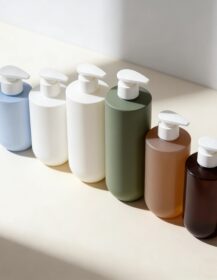 Wholesale HDPE White Plastic Shower Gel Lotion Serum Shampoo Bottle 250ml 300ml 500ml Sizes Lotion Pump Skin Care