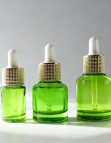 10ml 20ml 30ml Empty Essential Oil Glass Bottle Green  Face Serum Glass Bottle With Dropper