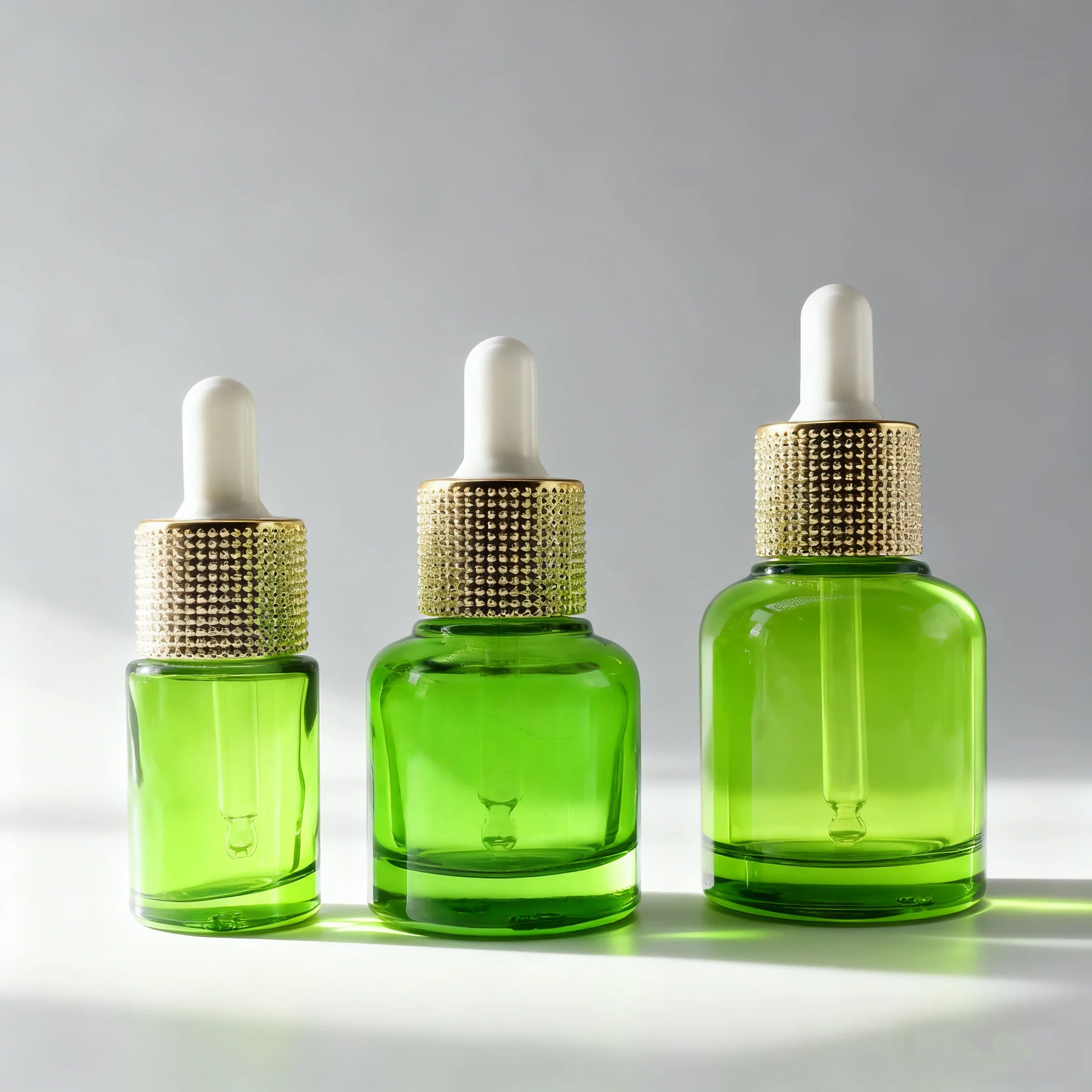 10ml 20ml 30ml Empty Essential Oil Glass Bottle Green Face Serum Glass Bottle With Dropper