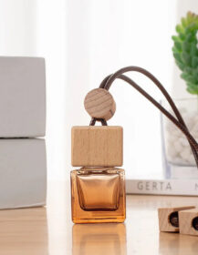 6-8ml Luxury Square Shape Clear Frosting Hanging Car Diffuser Bottles Car Perfume Bottle with Custom Cap