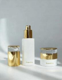 Luxury 15ML 30ML 50ML 100ML Cosmetic Pearly White Glass Lotion Bottle Cream Jar with Gold Lid