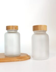 Health Care Product Supplements Frosted Glass Vitamin Capsule Packaging Bottle With Bamboo Lid