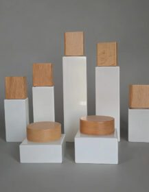 Empty square Glass Spray Pump Serum Lotion Cosmetic Bottles 20ml 30ml 50ml 100ml 120ml White square Glass Jars with Lids