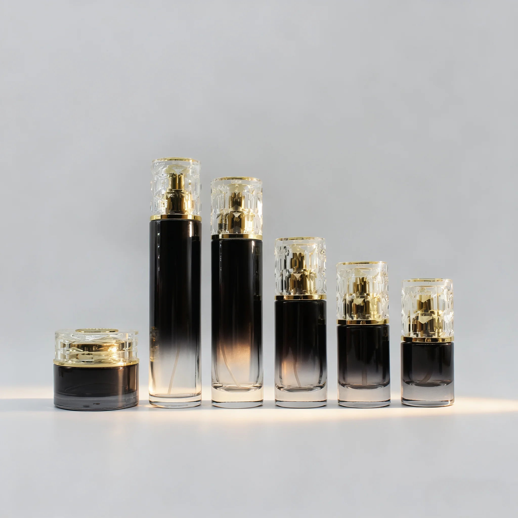 Wholesale New Products 30ml 50ml 100ml 120ml Thick Glass Custom Spray Bottles for Cosmetic Container