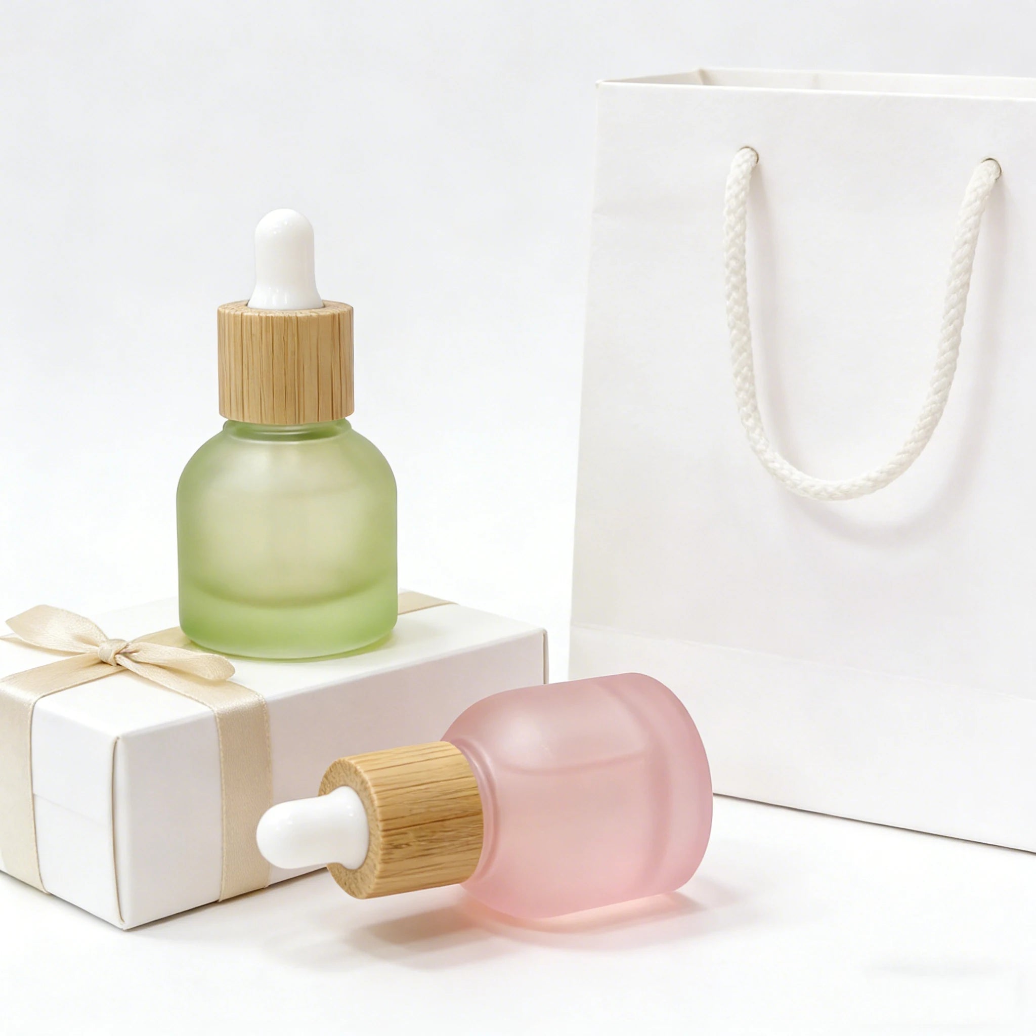 10ml Essential Oil Mini Dropper Bottle Empty Frosted Portable Cosmetic Glass Bottles with Bamboo Cap - 图片 6
