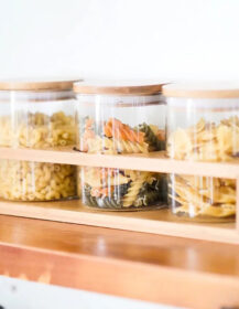 Wholesale Borosilicate Glass Storage Jars with Bamboo Lids Set Storage Glass Jar Kitchen Canisters