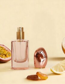 Factory Price High Quality 30ml 50ml Square Glass Perfume Bottle Custom Color Fragrance Container
