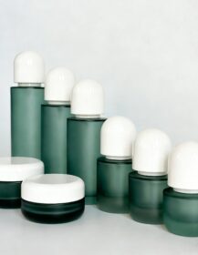 20ml 30ml 50ml 100ml 120ml 150ml Custom Empty Frosted Green Glass Lotion Pump Bottle for Foundation Packaging